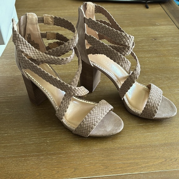 LC Lauren Conrad Shoes - LC Lauren Conrad Braided Tan Heels